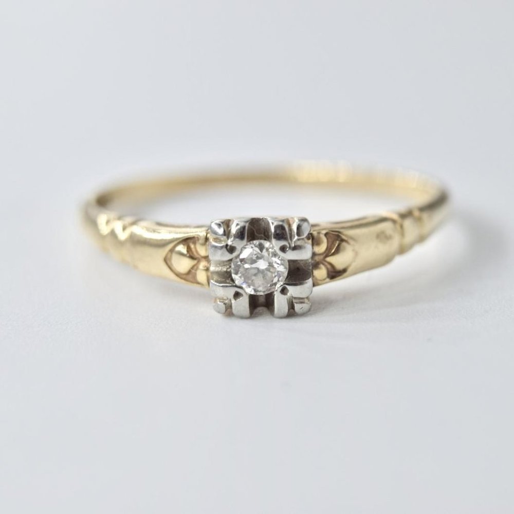 Vintage 14k Gold and Diamond Engagement Ring